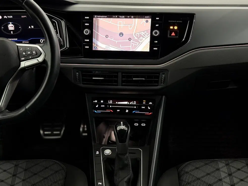 Volkswagen Polo 1.0 TSI R-Line Camera uit 2022, foto 12