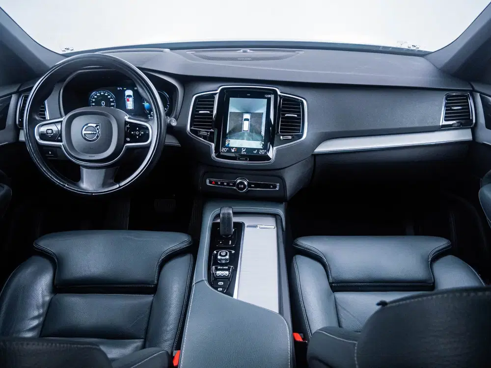 Volvo XC90 2.0 T8 Recharge AWD R-Design uit 2021, foto 2