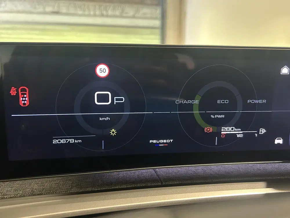 Peugeot 5008 1.2 Hybrid 145 GT 7p uit 2025, foto 7