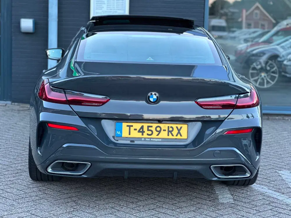 BMW 8-serie 840i uit 2023, foto 12