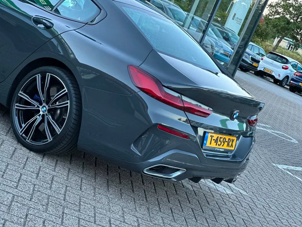 BMW 8-serie 840i uit 2023, foto 13