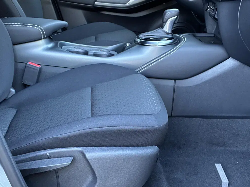 Nissan Juke 1.6 Hybrid N-Connecta NIEUW UIT VOORRAAD L uit 2026, foto 12