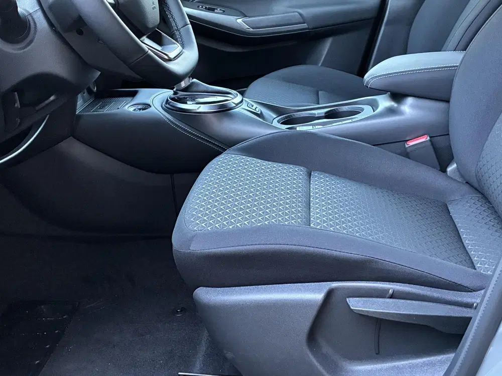 Nissan Juke 1.6 Hybrid N-Connecta NIEUW UIT VOORRAAD L uit 2026, foto 13