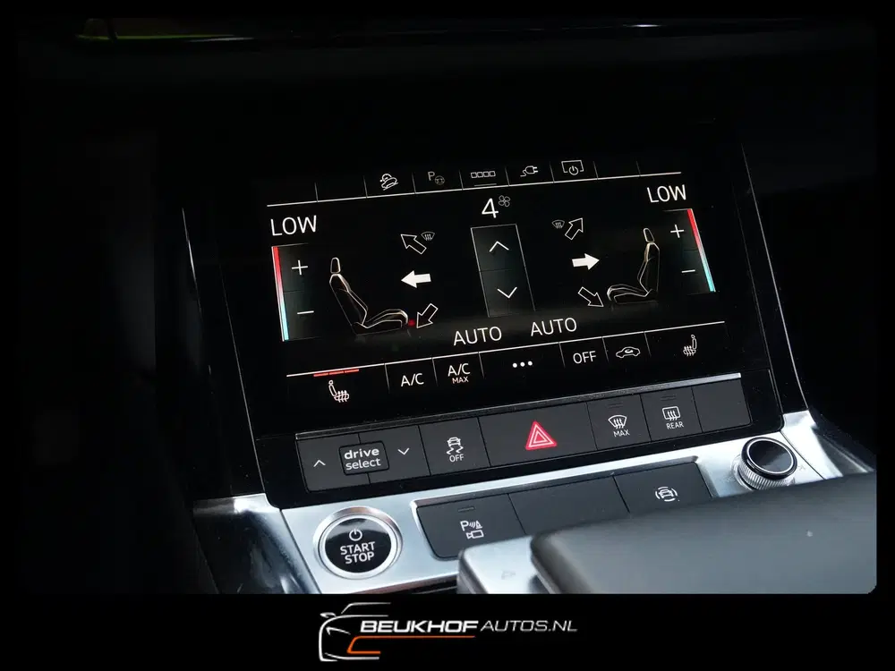 Audi e-tron 55 Quattro 95 kWh Cam Navi Luchtvering Soh uit 2022, foto 2
