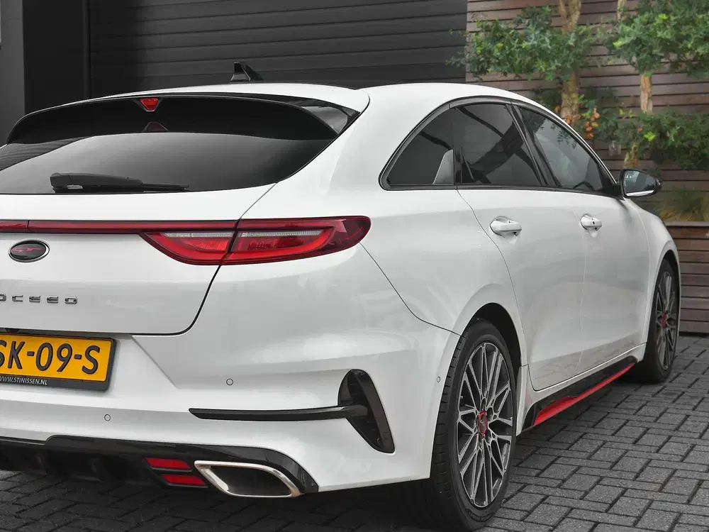 Kia ProCeed 1.6 T-GDI GT Line Panoramadak Alcantara Ca uit 2020, foto 10