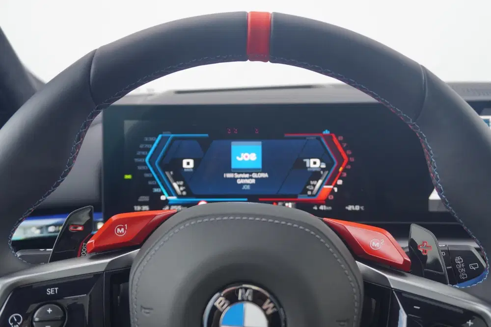 BMW M5 Touring uit 2026, foto 12