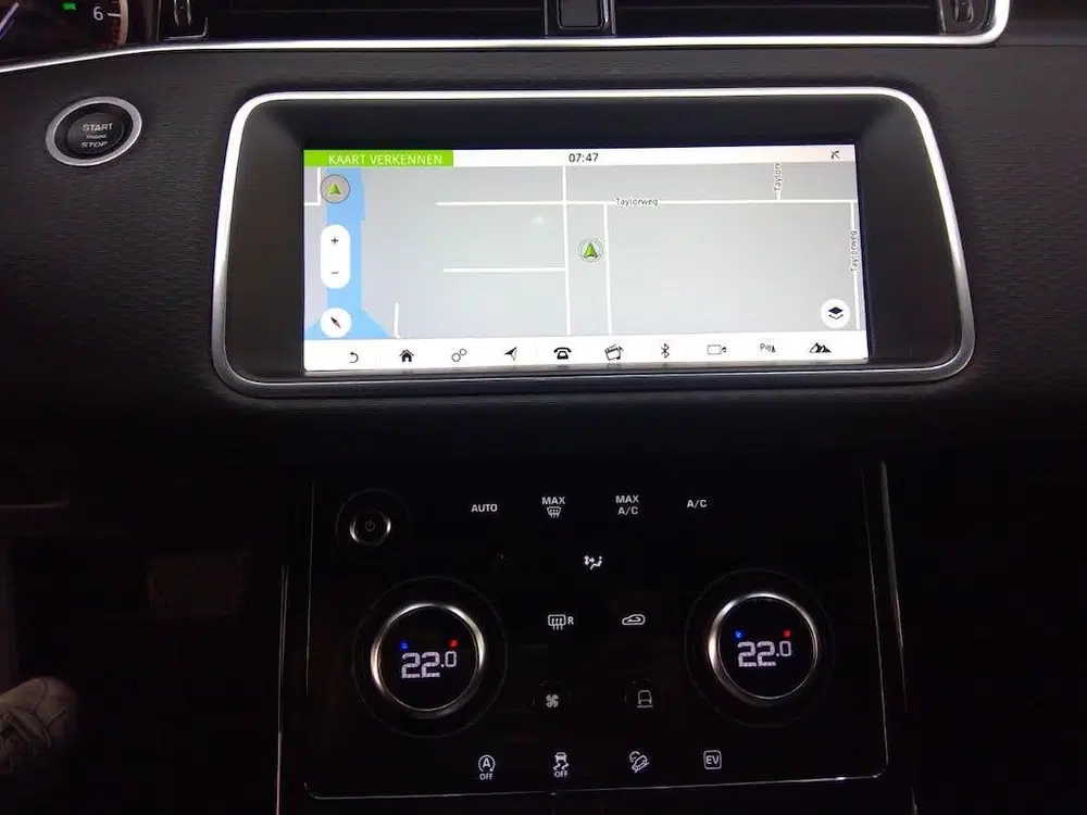 Land Rover Range Rover Evoque 1.5 P300e PHEV AWD NL-AUTO uit 2020, foto 9