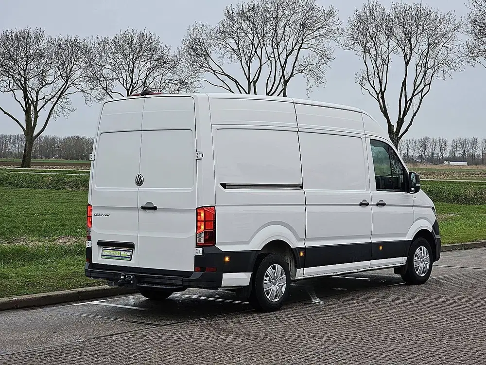 Volkswagen Crafter 35 2.0 TDI L3H3 140Pk Aut Trekhaak Camera uit 2023, foto 3
