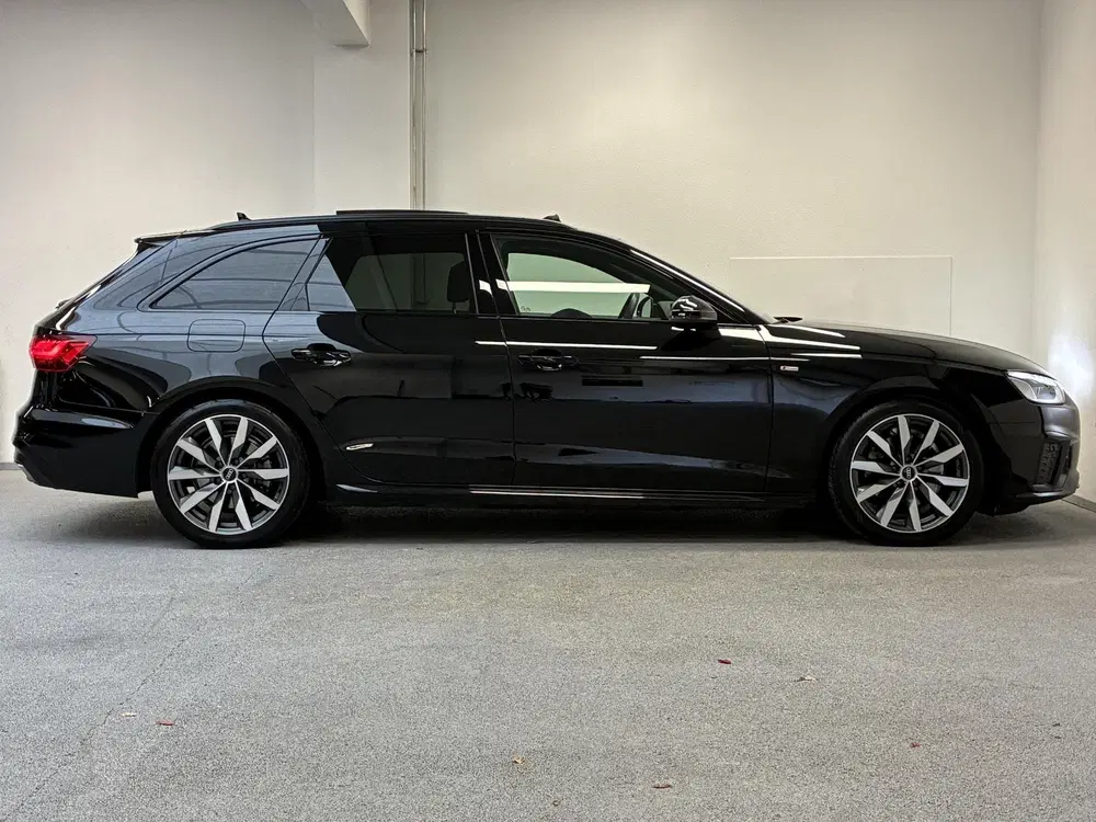 Audi A4 35 TFSI S edition Competition uit 2023, foto 9