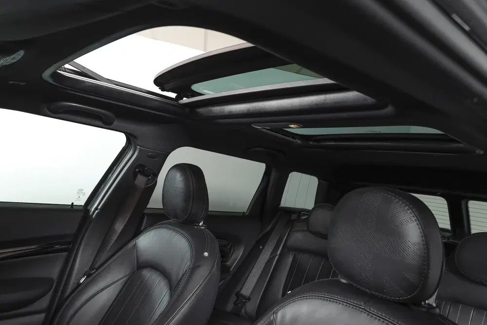 Mini Clubman 2.0 JCW ALL4 Chili uit 2020, foto 7