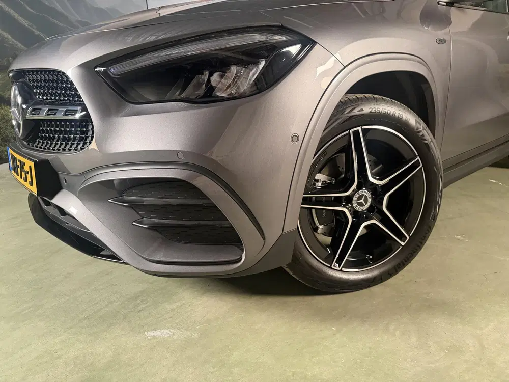 Mercedes-Benz GLA 250 e AMG-line hybrid l nieuwe auto uit 2025, foto 2
