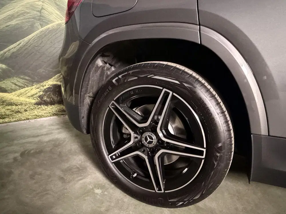Mercedes-Benz GLA 250 e AMG-line hybrid l nieuwe auto uit 2025, foto 3