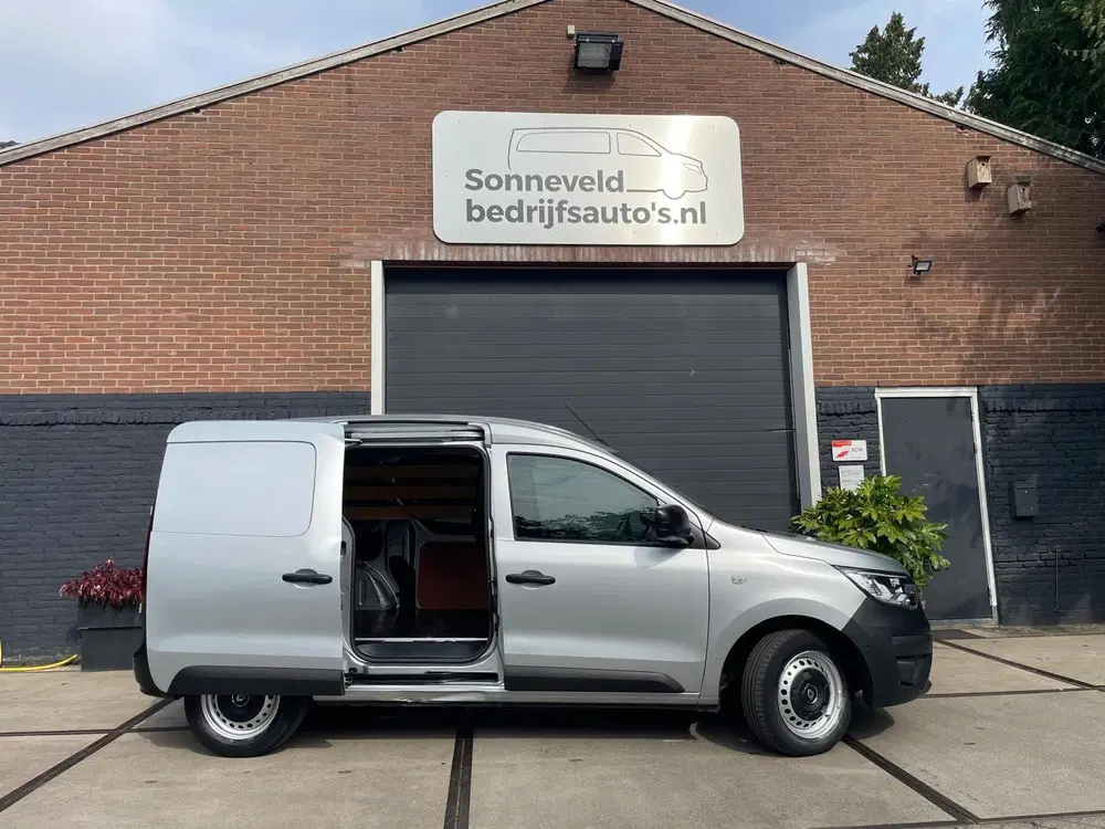 Renault Express 1.5 dCi 75 Comfort lage kilometerstand gri uit 2021, foto 5