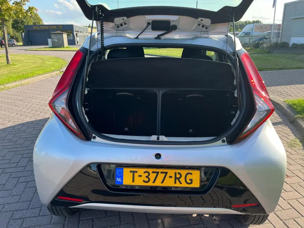 Toyota Aygo 1.0 VVT-i x-play limited Automaat uit 2019, foto 5
