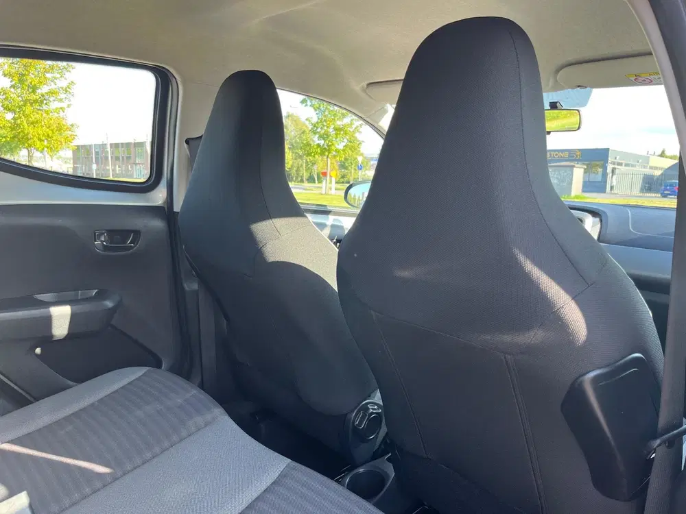 Toyota Aygo 1.0 VVT-i x-play limited Automaat uit 2019, foto 9