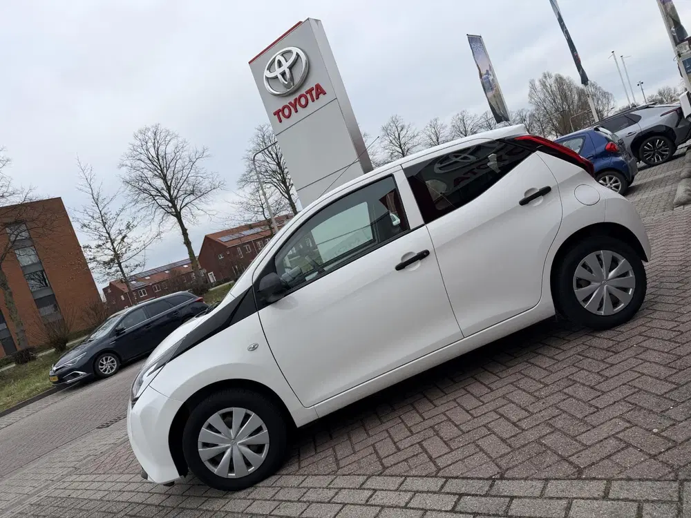 Toyota Aygo 1.0 VVT-i x-fun Eerste eigenaar uit 2020, foto 6