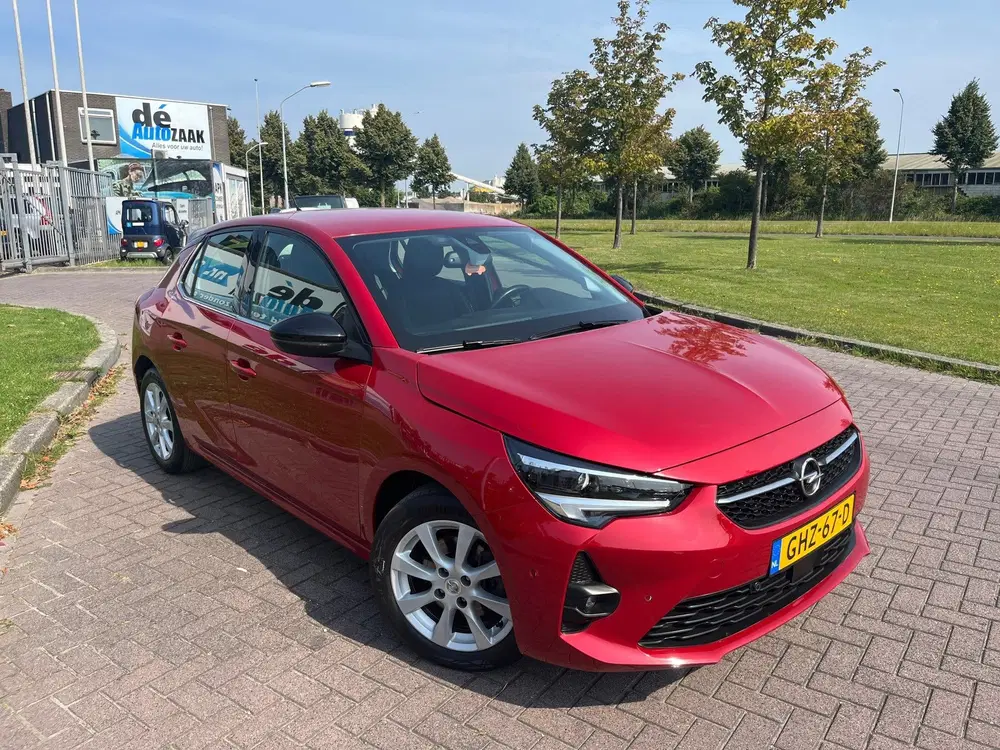 Opel Corsa 1.2 Edition virtual cockpit uit 2020, foto 2