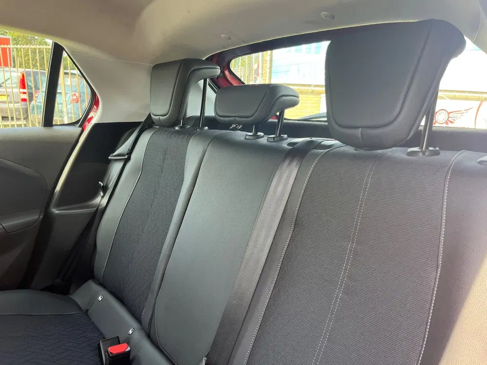 Opel Corsa 1.2 Edition virtual cockpit uit 2020, foto 8