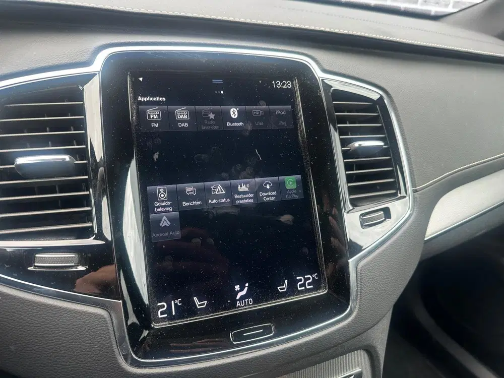 Volvo XC90 2.0 T8 Recharge AWD R-Design uit 2021, foto 6