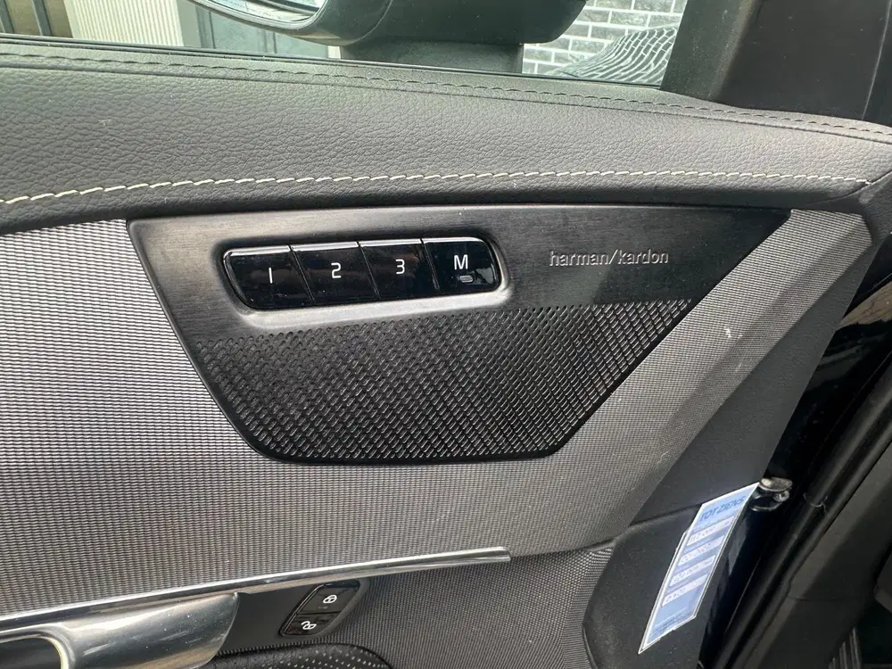 Volvo XC90 2.0 T8 Recharge AWD R-Design uit 2021, foto 9