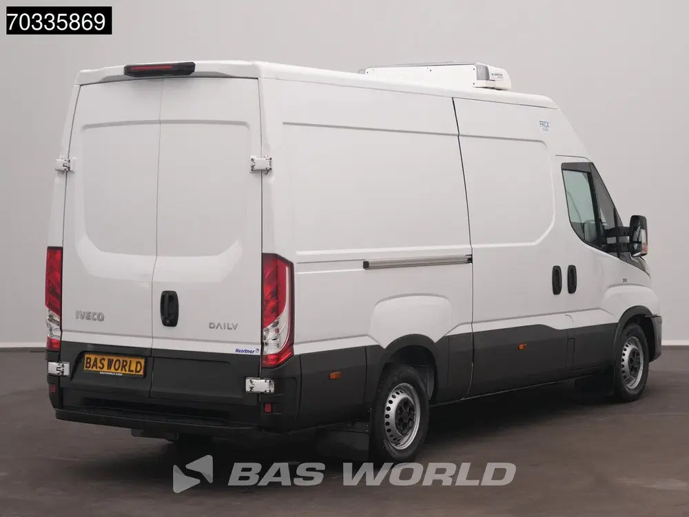 Iveco Daily Automaat Koel uit 2022, foto 2
