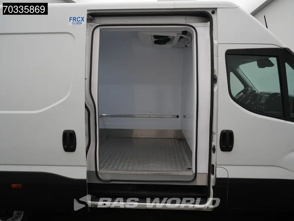 Iveco Daily Automaat Koel uit 2022, foto 8