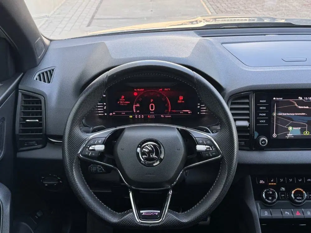 Skoda Karoq 1.5 TSI ACT SPORTLINE BUSINESS DSG Facelif uit 2022, foto 13