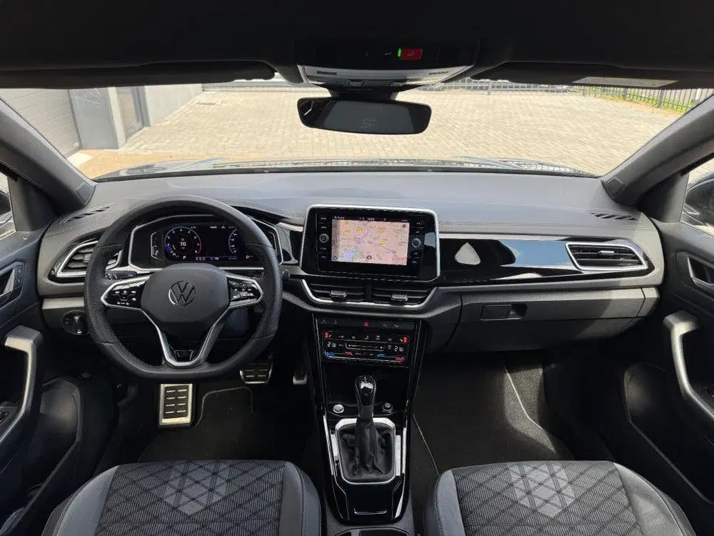 Volkswagen T-Roc 1.5 TSI DSG R-LINE BUSINESS+ Trekhaak IQ L uit 2022, foto 6
