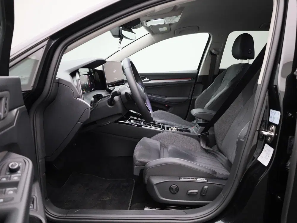 Volkswagen Golf 1.5 eHybrid Style Edition 204 PK uit 2025, foto 11