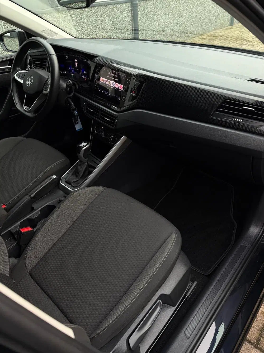 Volkswagen Polo 1.0 TSI Life CarPlay Camera LED uit 2023, foto 10