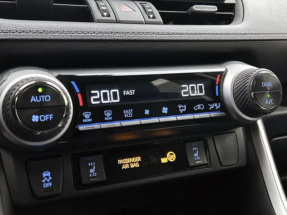 Toyota RAV 4 2.5 Hybrid AWD Style uit 2022, foto 14