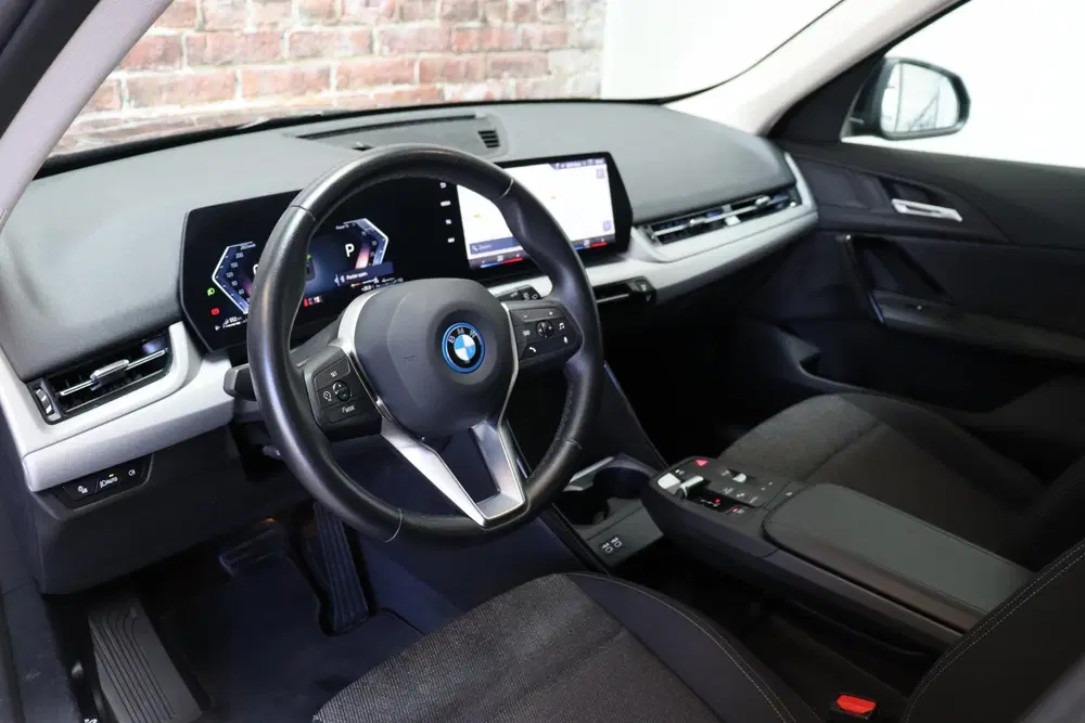 BMW X1 xDrive25e Executive Automaat uit 2024, foto 13