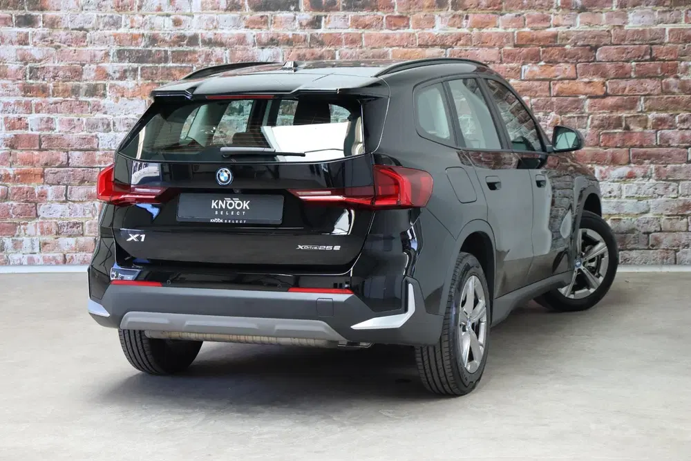 BMW X1 xDrive25e Executive Automaat uit 2024, foto 4