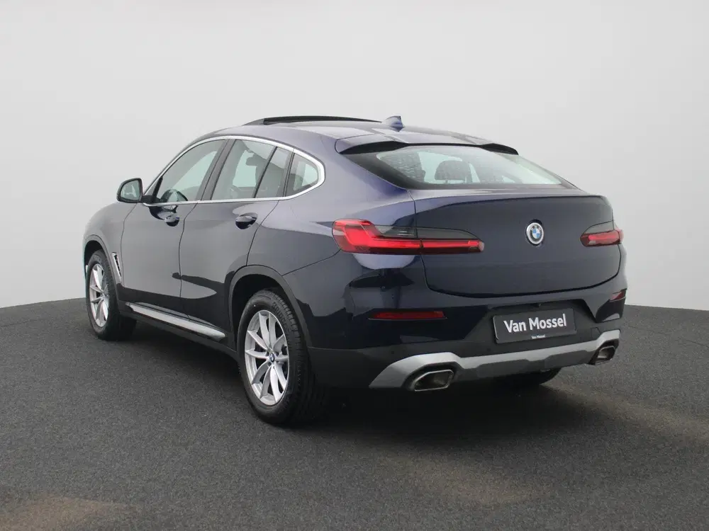 BMW X4 xDrive20i High Executive uit 2021, foto 2