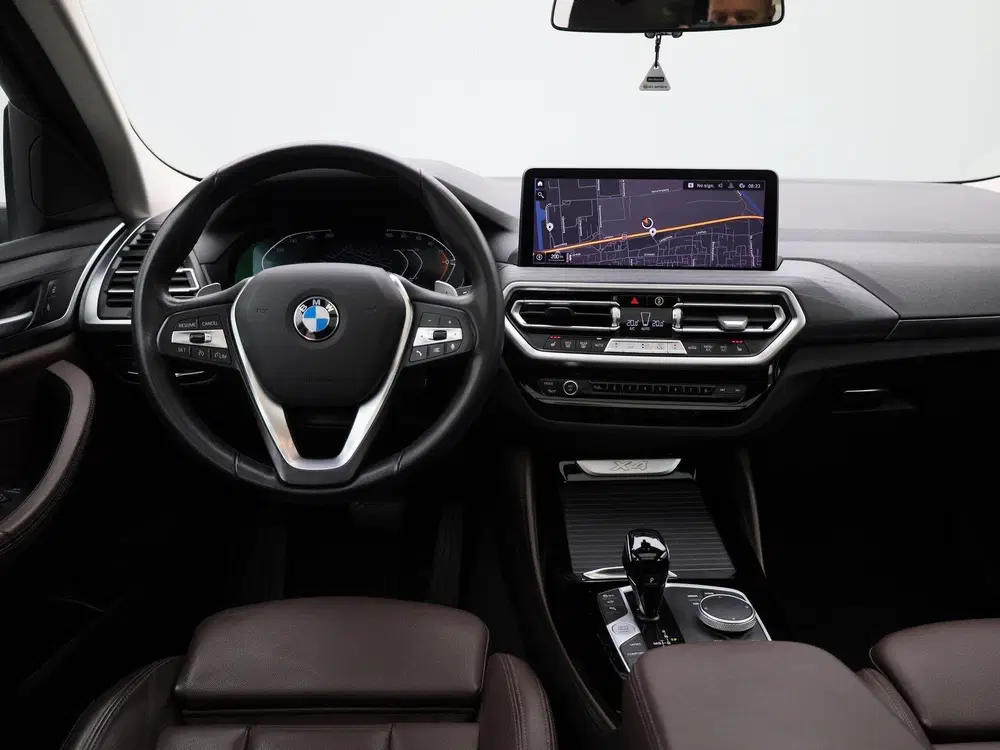 BMW X4 xDrive20i High Executive uit 2021, foto 7
