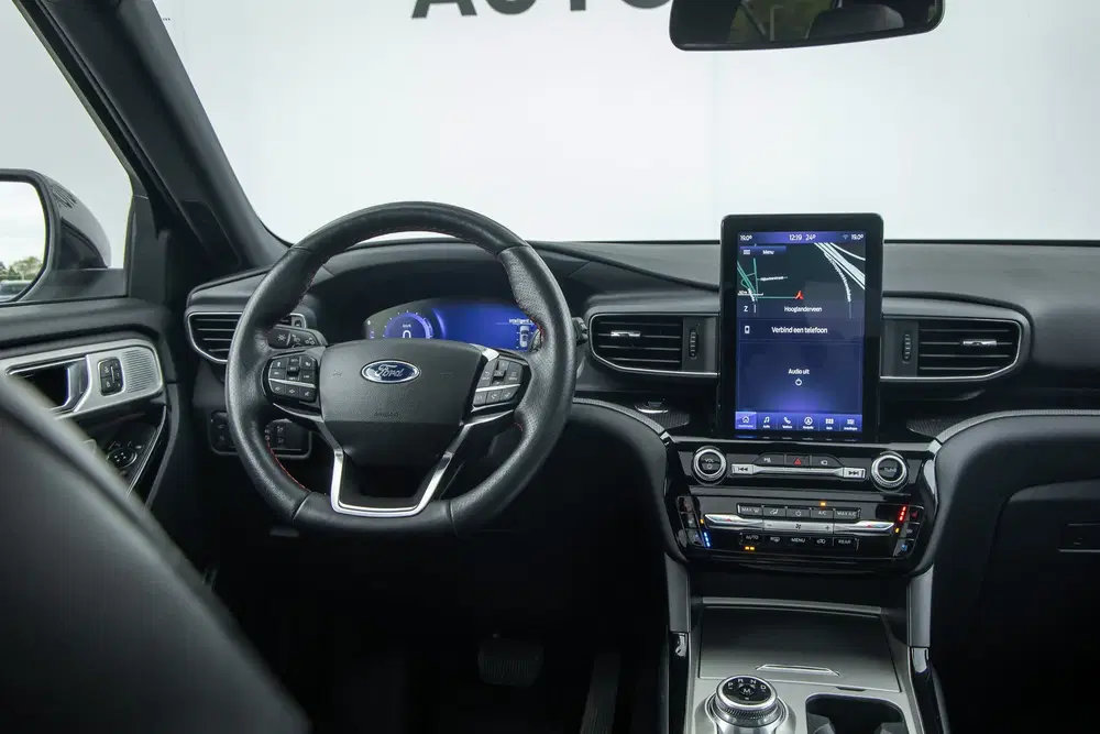 Ford Explorer 7peroons 3.0 V6 EB PHEV ST-Line plug in hy uit 2023, foto 10