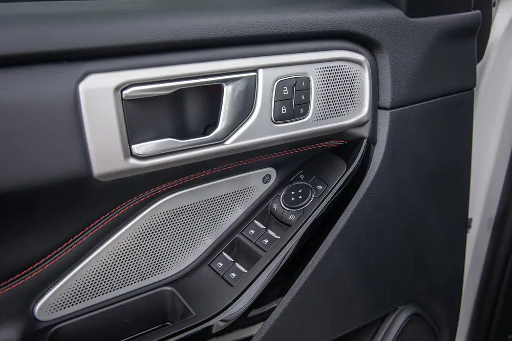 Ford Explorer 7peroons 3.0 V6 EB PHEV ST-Line plug in hy uit 2023, foto 14