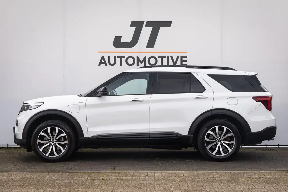Ford Explorer 7peroons 3.0 V6 EB PHEV ST-Line plug in hy uit 2023, foto 2