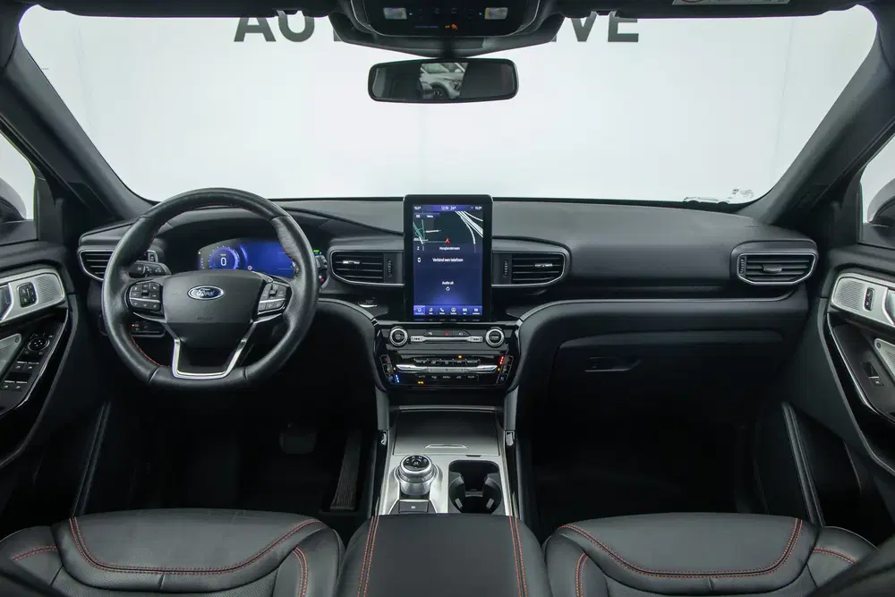 Ford Explorer 7peroons 3.0 V6 EB PHEV ST-Line plug in hy uit 2023, foto 4