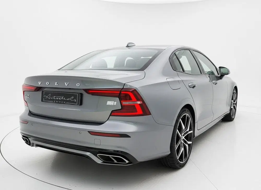 Volvo S60 2.0 Recharge T8 AWD R-Design POLESTAR uit 2021, foto 3