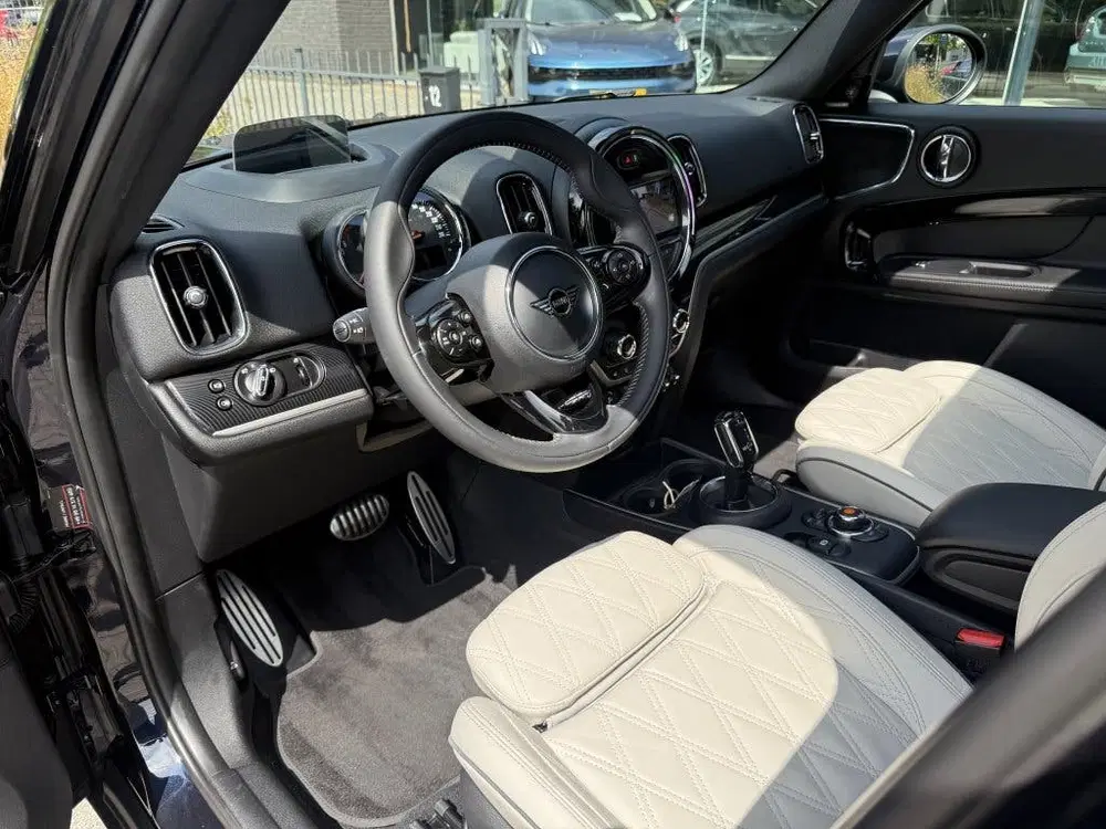 Mini Countryman 2.0 Cooper S Aut. JCW Pakket I Pano I Lede uit 2019, foto 2