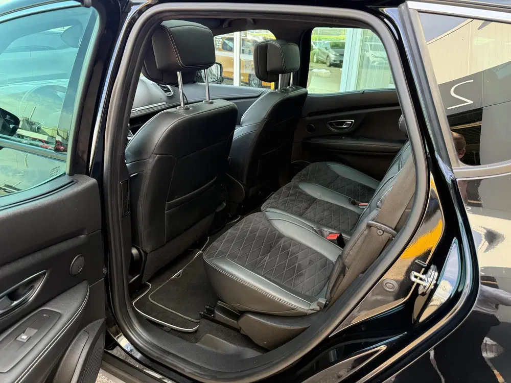 Renault Scenic Scénic 1.3 TCe 140 EDC Black Edition uit 2019, foto 11
