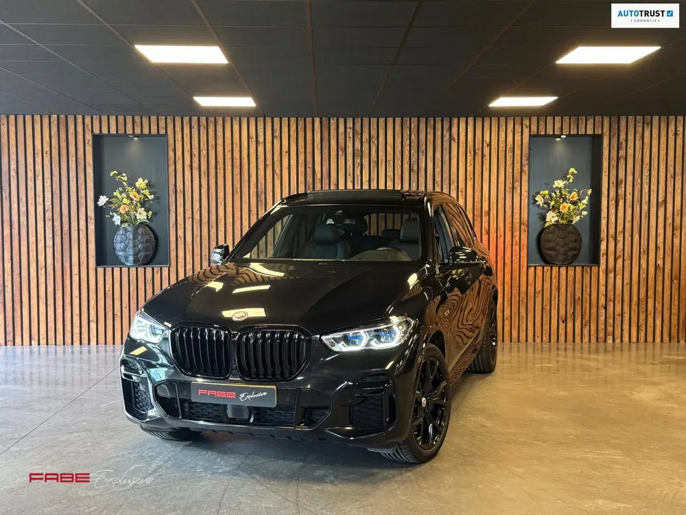 BMW X5 XDrive45e High Executive uit 2023