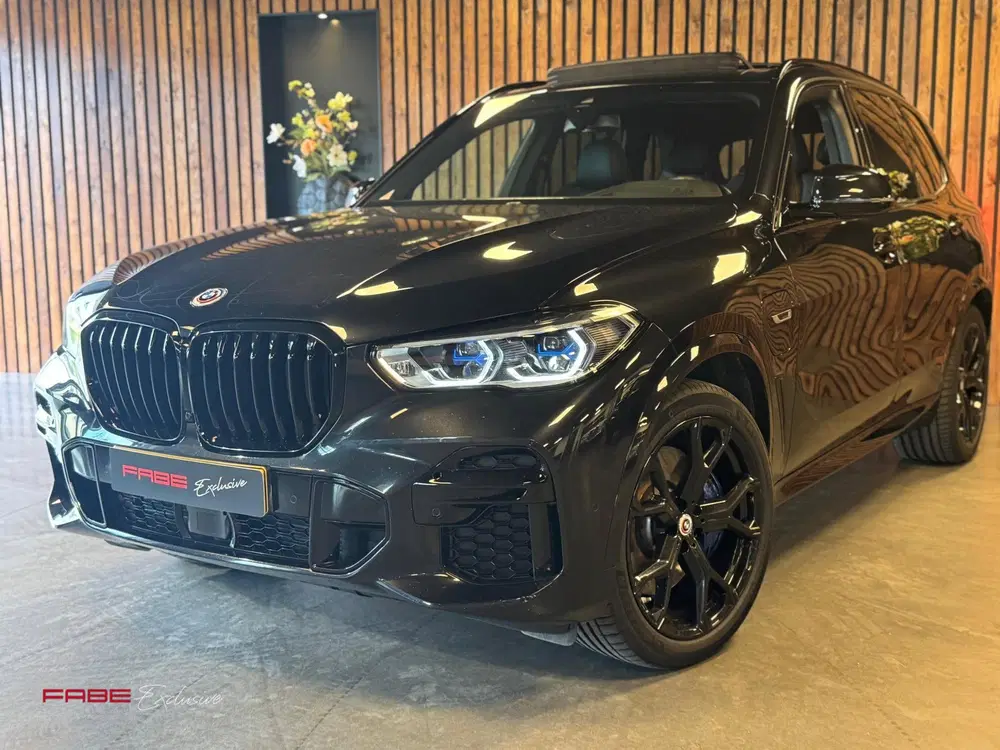 BMW X5 XDrive45e High Executive uit 2023, foto 2