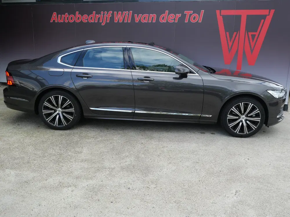 Volvo S90 2.0 T8 AWD PLUS BRIGHT uit 2023