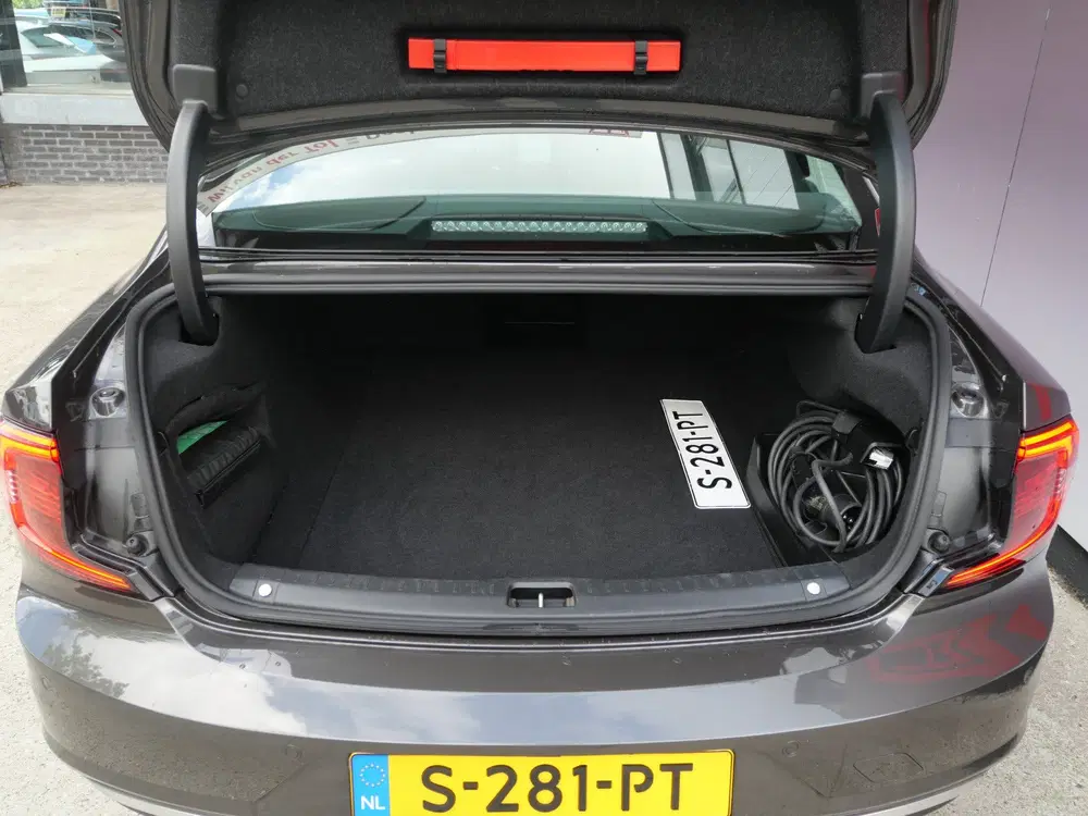 Volvo S90 2.0 T8 AWD PLUS BRIGHT uit 2023, foto 13