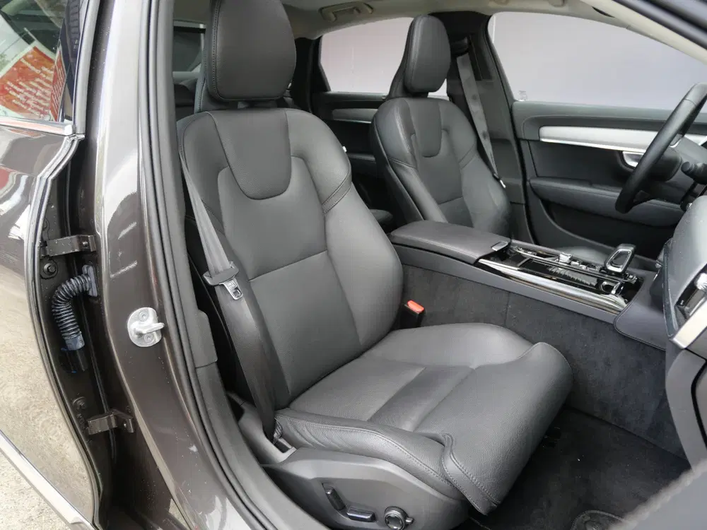 Volvo S90 2.0 T8 AWD PLUS BRIGHT uit 2023, foto 6