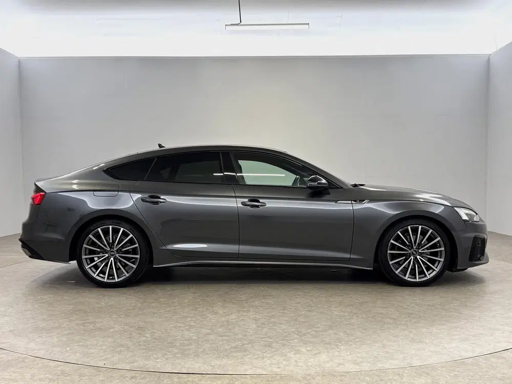 Audi A5 35 TFSI S-line Competition uit 2021, foto 10