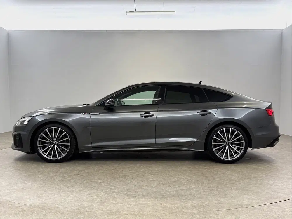 Audi A5 35 TFSI S-line Competition uit 2021, foto 11