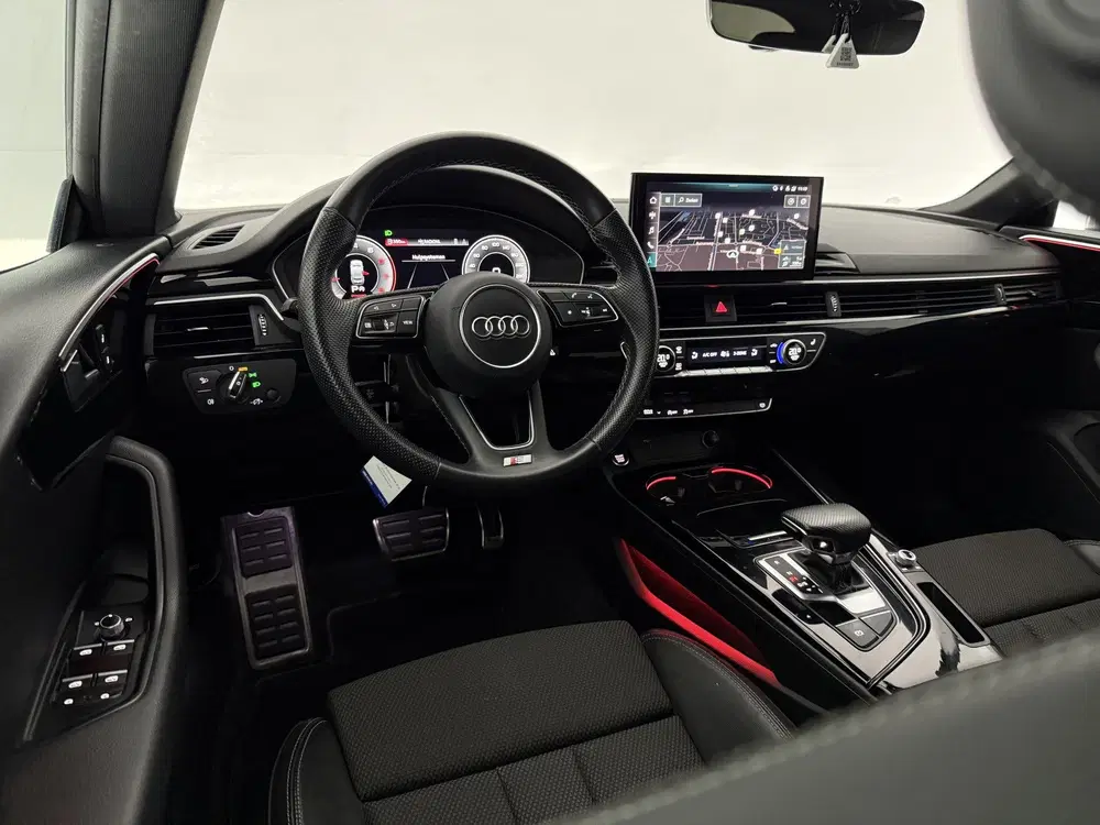 Audi A5 35 TFSI S-line Competition uit 2021, foto 14